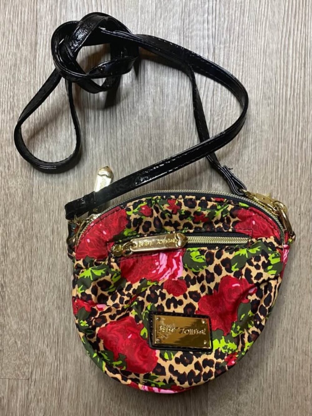 Betsey Johnson Mini Crossbody Bag – Black w/ Cheetah & Red Rose Print